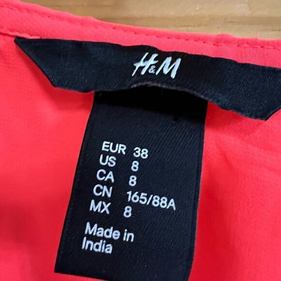 H&M coral flowy button down shirt size 8 - Picture 4 of 8